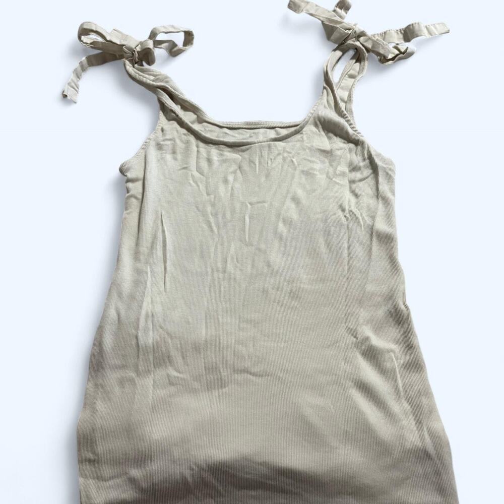 Cream tank top with Bows